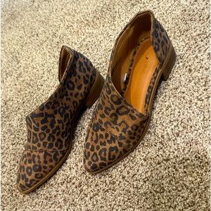 Womens Universal Thread leopard Shoes
